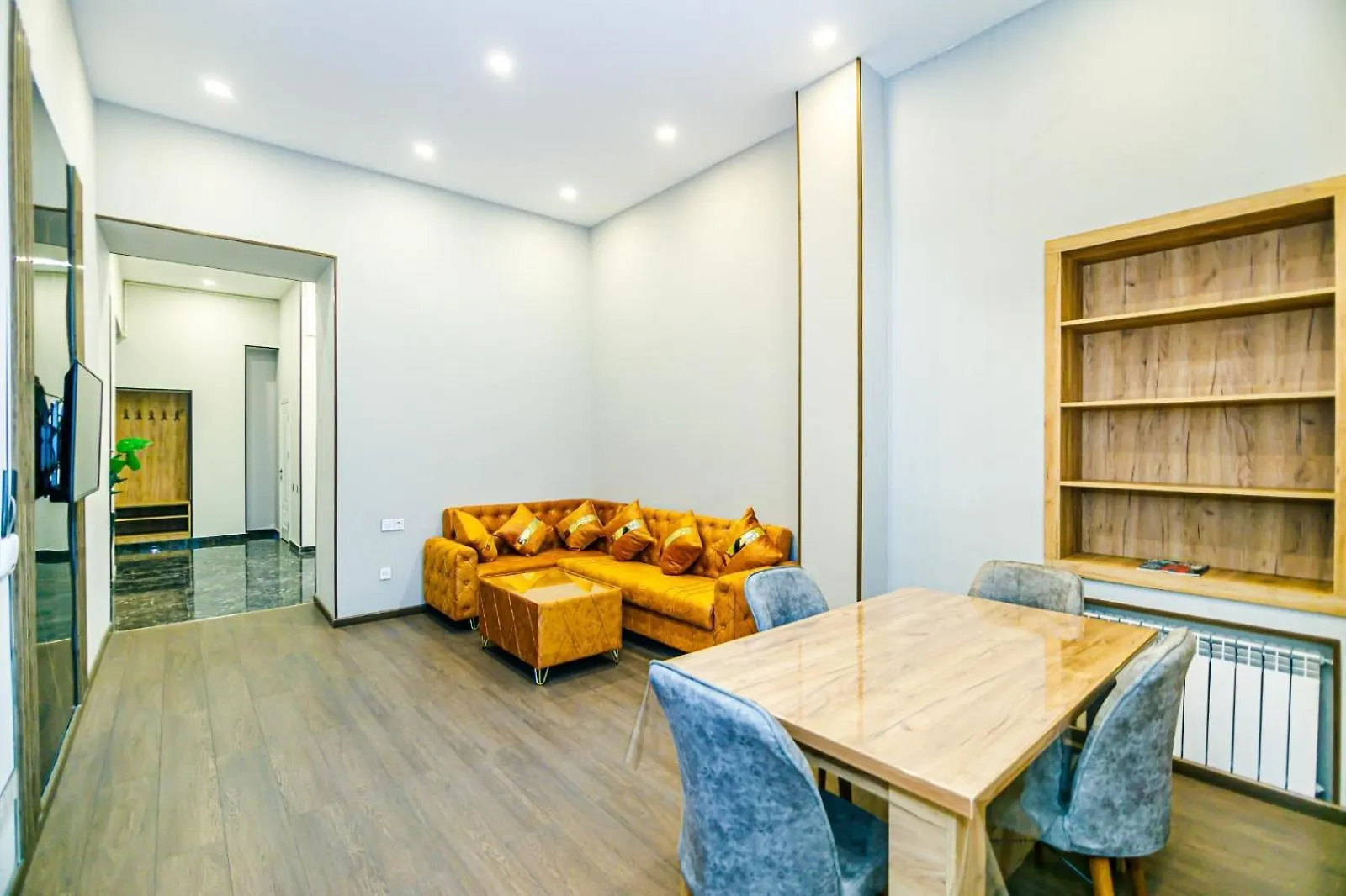 Central Home Lux Baku 0*,  Azerbaijan