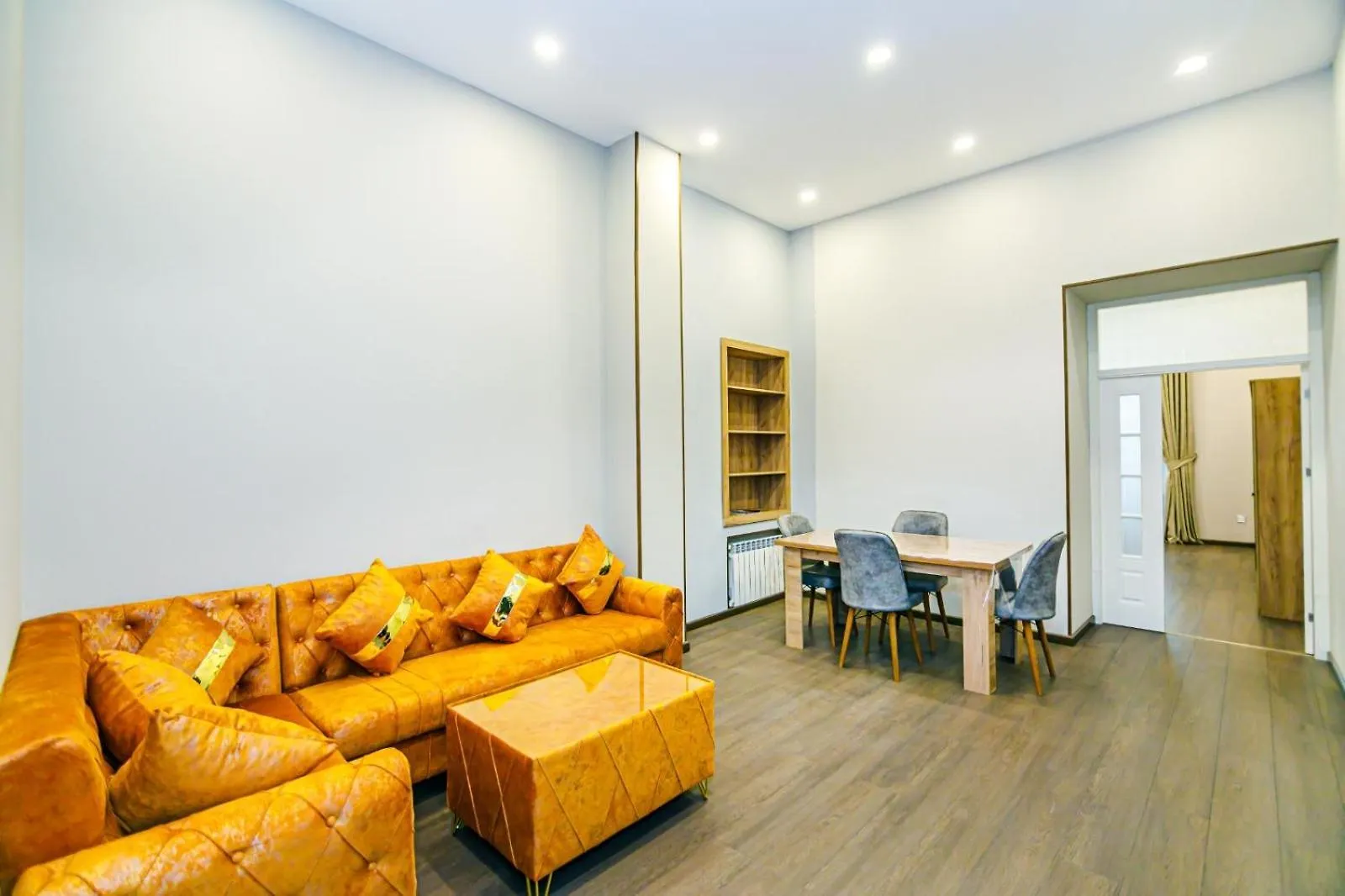 Central Home Lux Baku Apartment