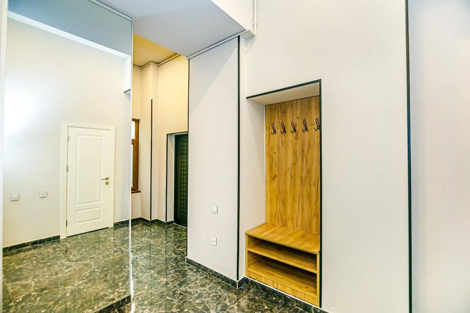 Central Home Lux Baku Apartment